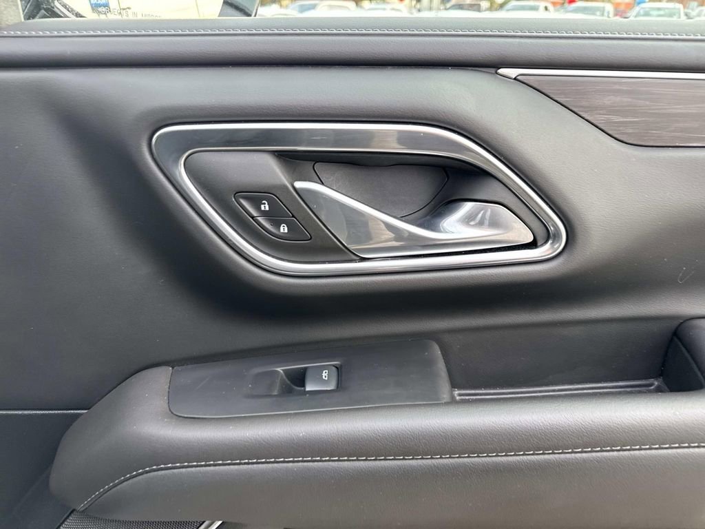 Certified 2024 Chevrolet Suburban Z71 w/ Off-Road Capability Package image 15