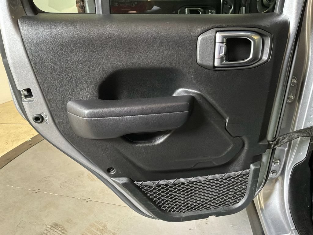 Certified 2021 Jeep Wrangler Unlimited Rubicon 4xe w/ Cold Weather Group AWD/4WD image 16