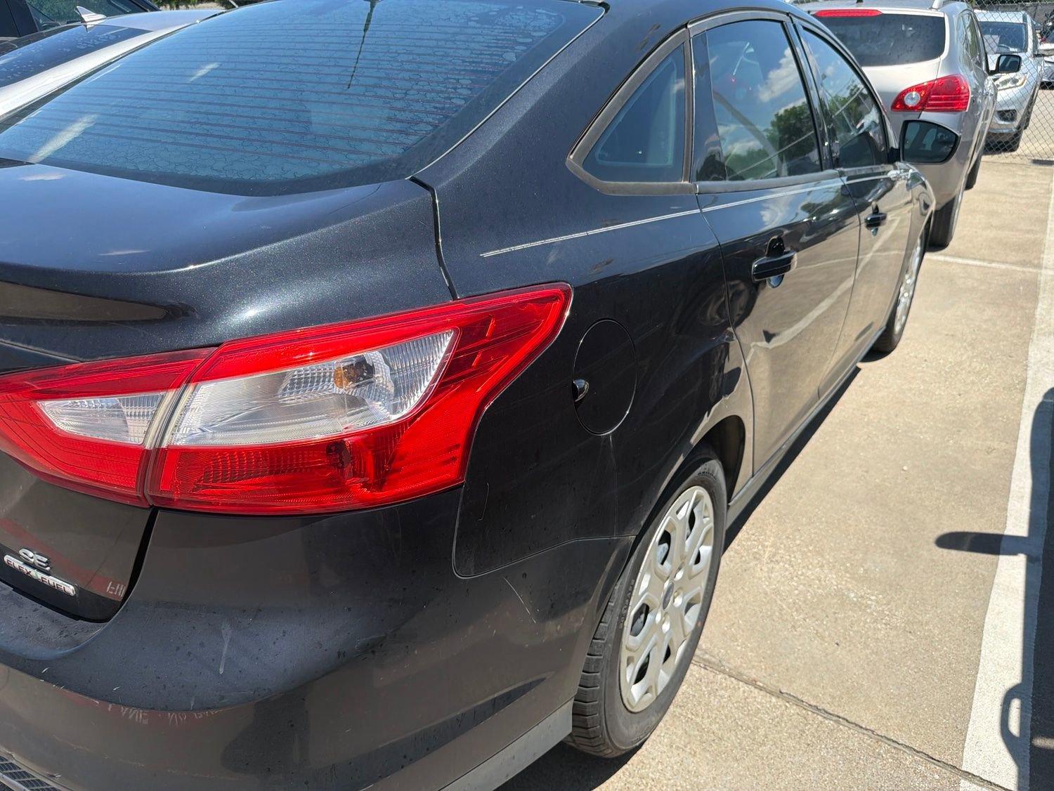 Used 2012 Ford Focus SE FWD image 4