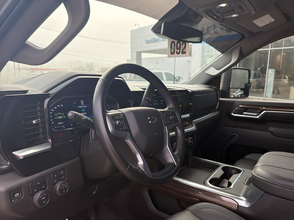 Used 2025 Chevrolet Silverado 2500 LT w/ Trail Boss Package AWD/4WD image 19