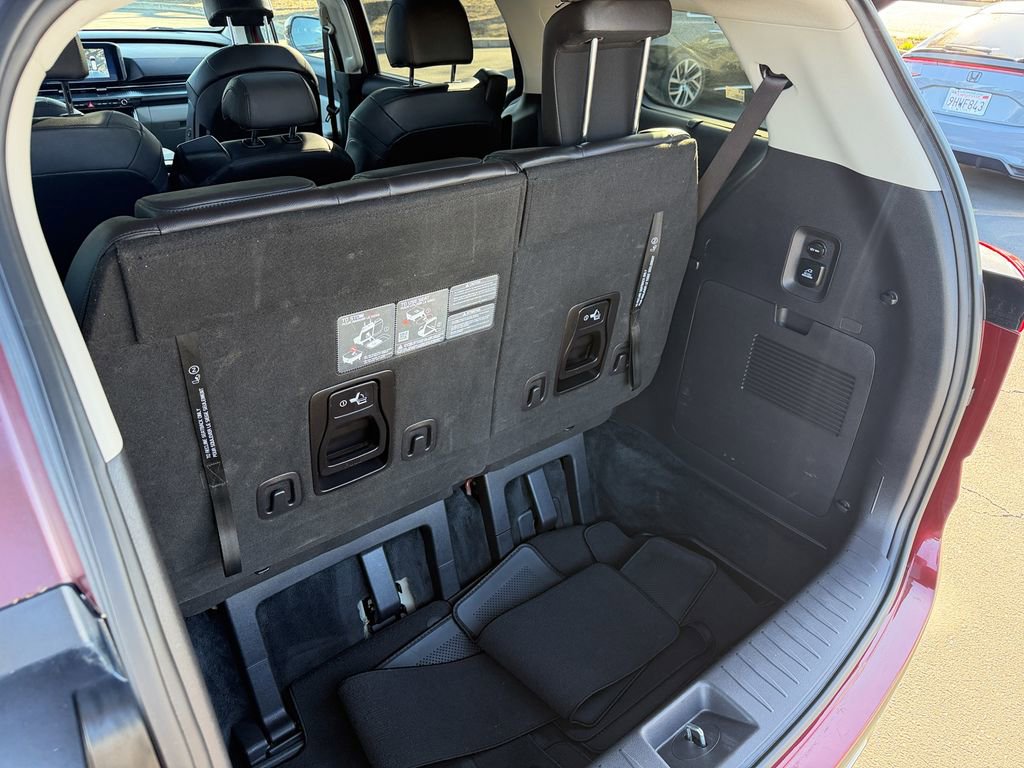 Used 2024 Kia Carnival SX Prestige image 29