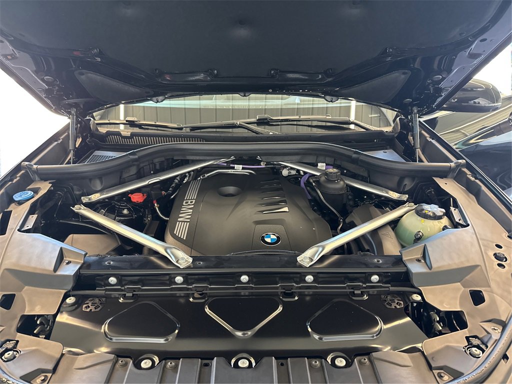 New 2026 BMW X5 xDrive40i w/ Climate Comfort Package image 11