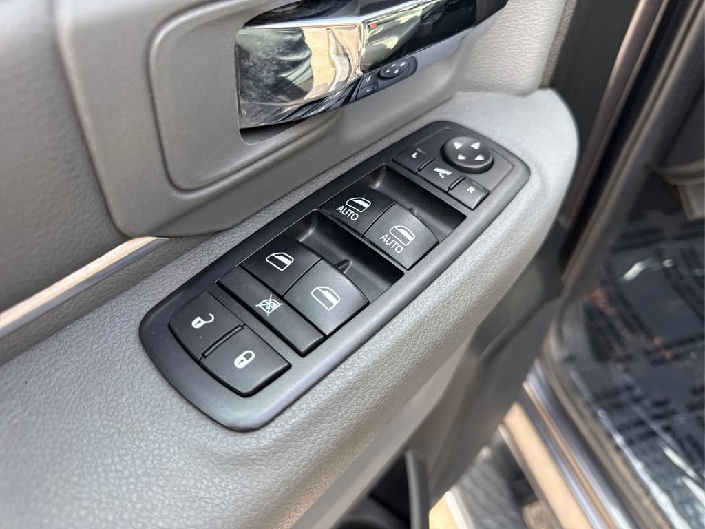 Used 2017 RAM 1500 Big Horn image 33