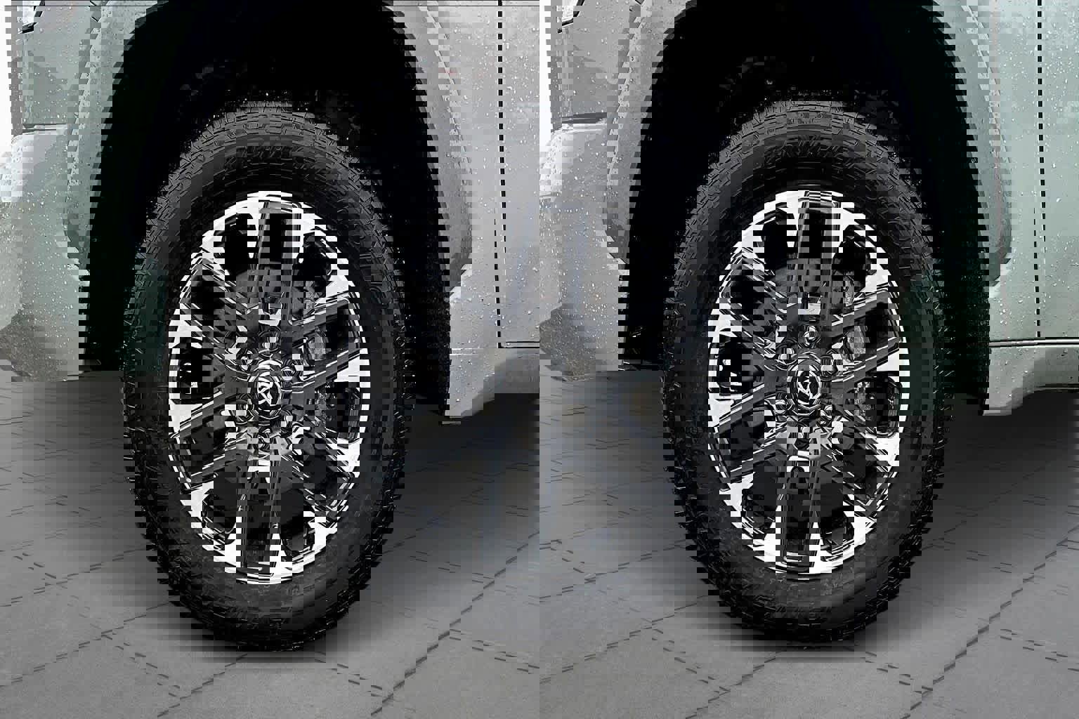 Used 2025 Toyota Tundra Limited image 11