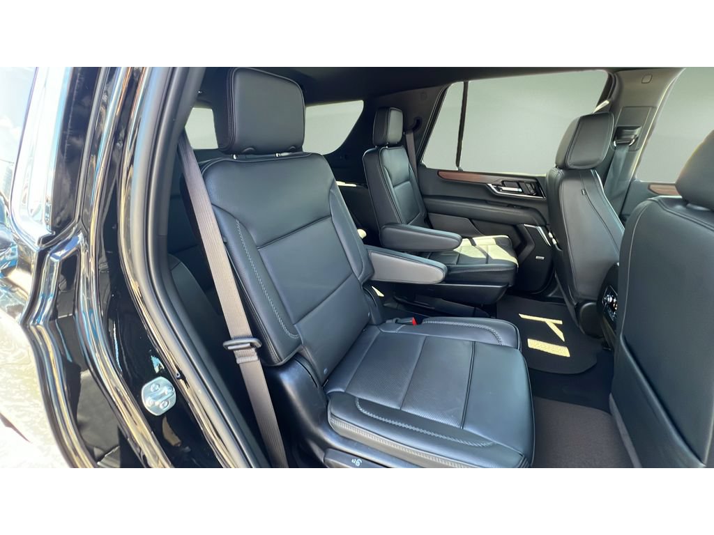 Certified 2025 GMC Yukon Denali AWD/4WD image 31