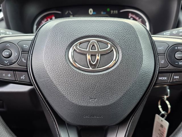 Used 2025 Toyota RAV4 LE FWD image 26
