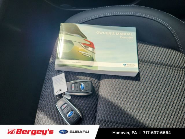 Used 2020 Subaru Forester Premium image 29