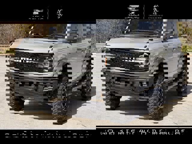 Used 2022 Ford Bronco Wildtrak image 9