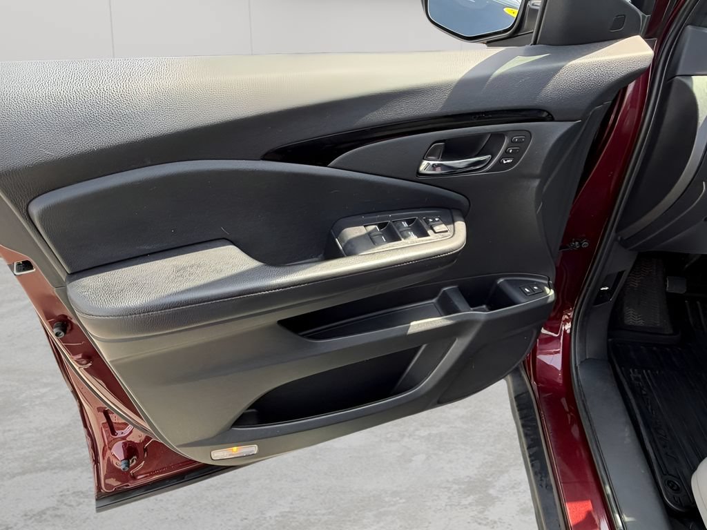 Used 2019 Honda Passport Touring image 18