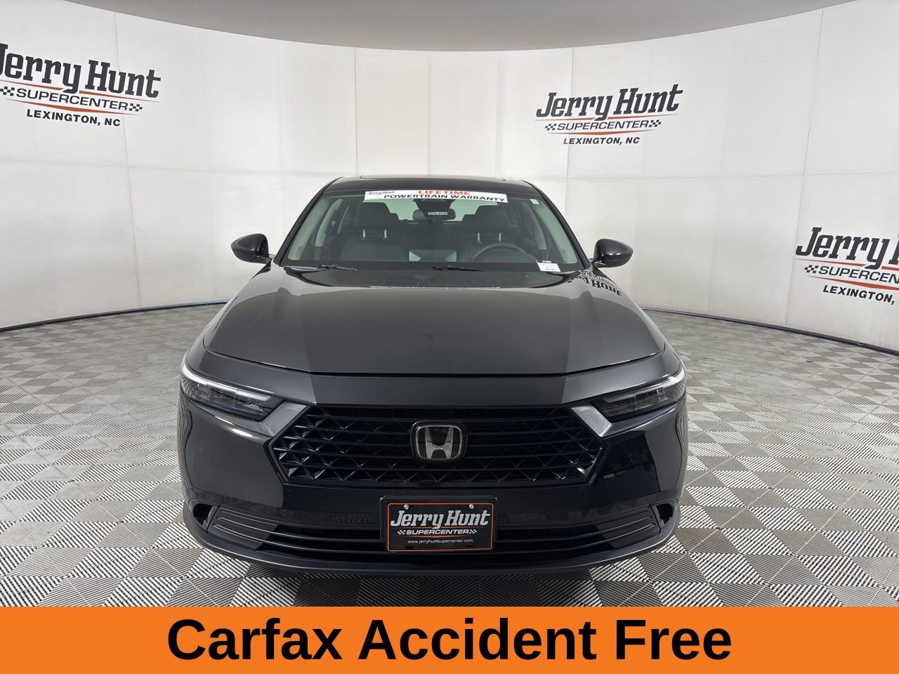 Used 2025 Honda Accord SE image 3