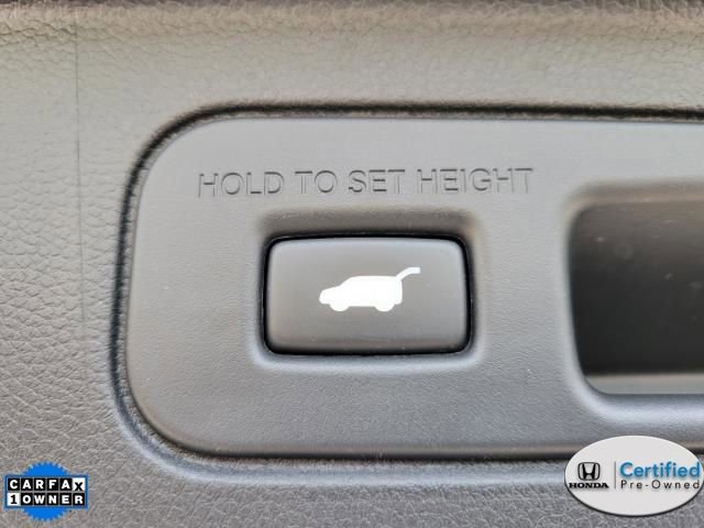 Certified 2025 Honda Pilot TrailSport image 10