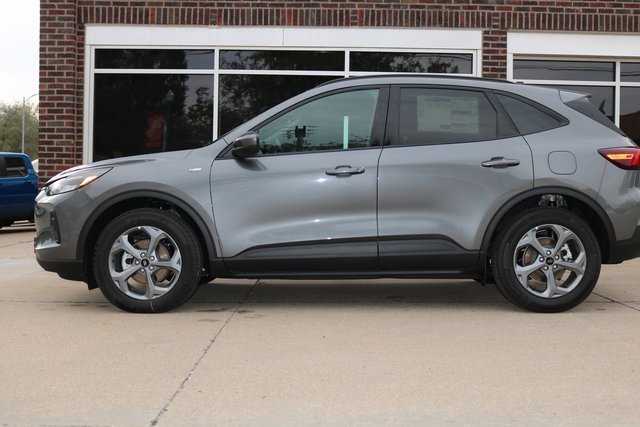 New 2025 Ford Escape ST-Line Elite w/ Tech Pack #2 image 3