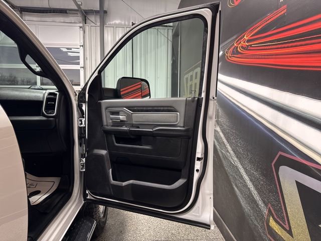 Used 2021 RAM 2500 Big Horn image 27