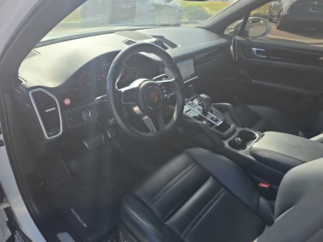 Used 2019 Porsche Cayenne S image 22