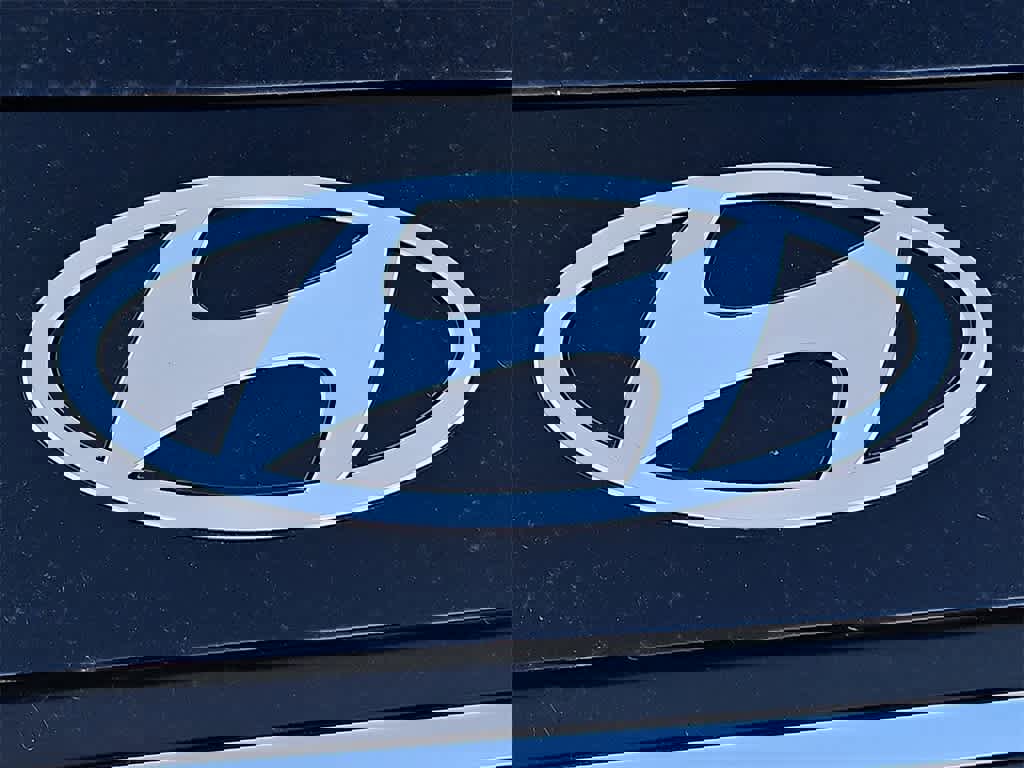 New 2026 Hyundai Elantra Sport image 22