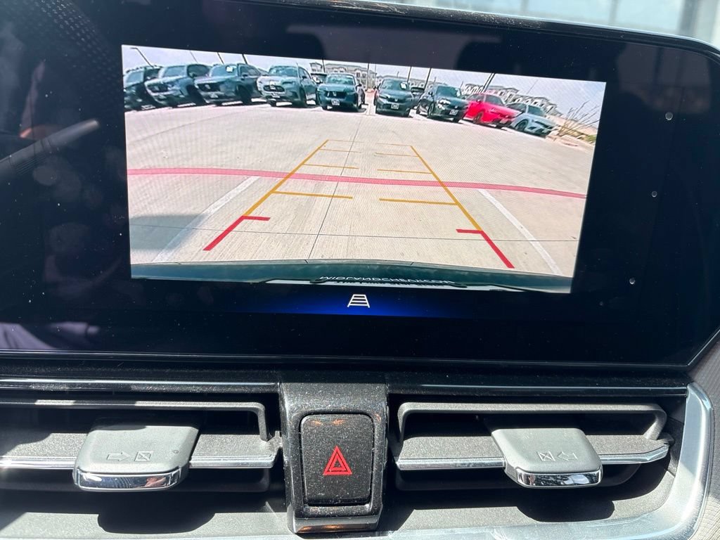 Used 2025 Chevrolet TrailBlazer ACTIV w/ Convenience Package FWD image 12