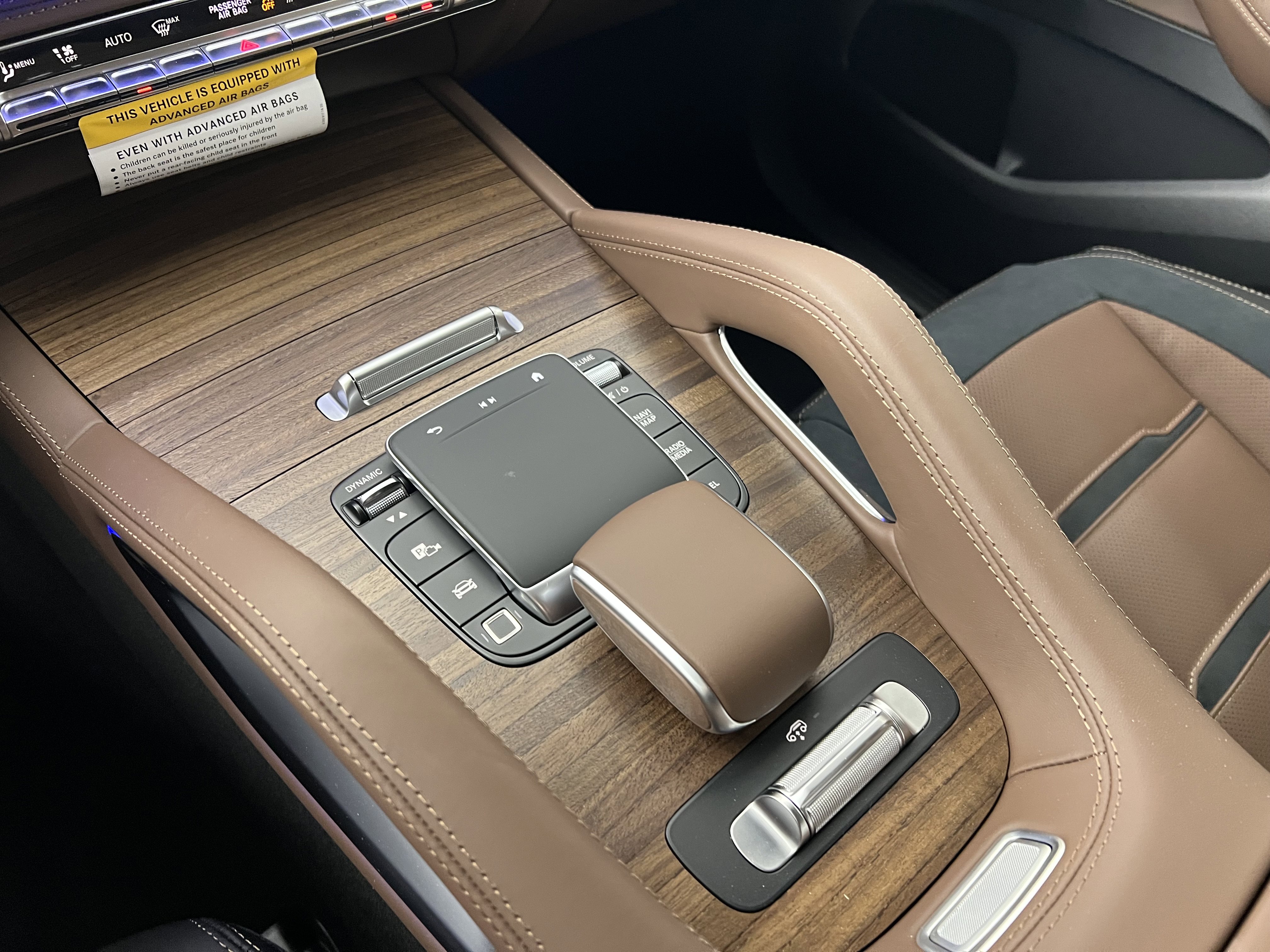 New 2026 Mercedes-Benz GLE 53 AMG 4MATIC Coupe image 34