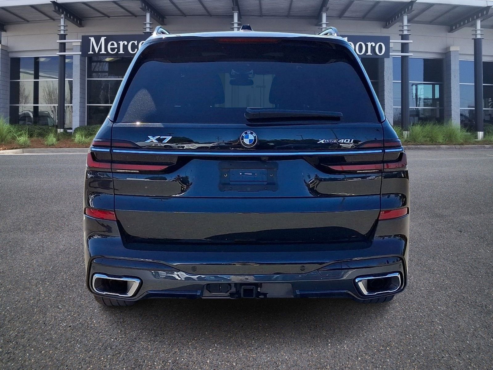 Used 2025 BMW X7 xDrive40i w/ Executive Package AWD/4WD image 5
