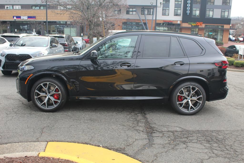 New 2026 BMW X5 xDrive50e w/ M Sport Package image 4