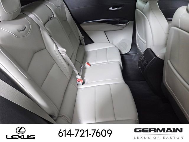 Used 2019 Cadillac XT4 Luxury w/ Cold Weather Package image 22