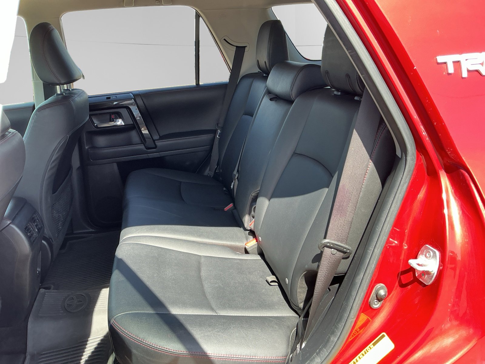 Certified 2022 Toyota 4Runner TRD Off-Road Premium w/ TRD Black Wheel Package (TMS) AWD/4WD image 13