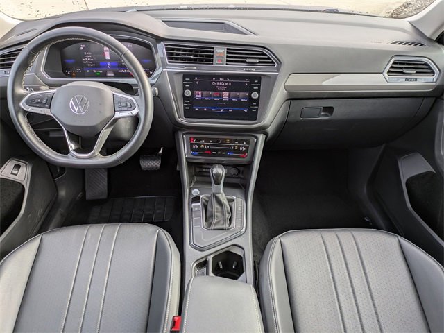 Used 2024 Volkswagen Tiguan SE image 18