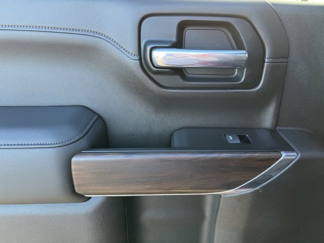 Used 2020 GMC Sierra 1500 SLT image 15