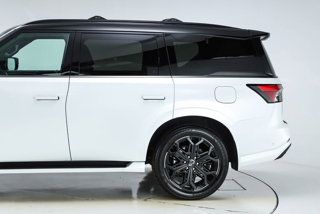 New 2026 INFINITI QX80 4WD image 45