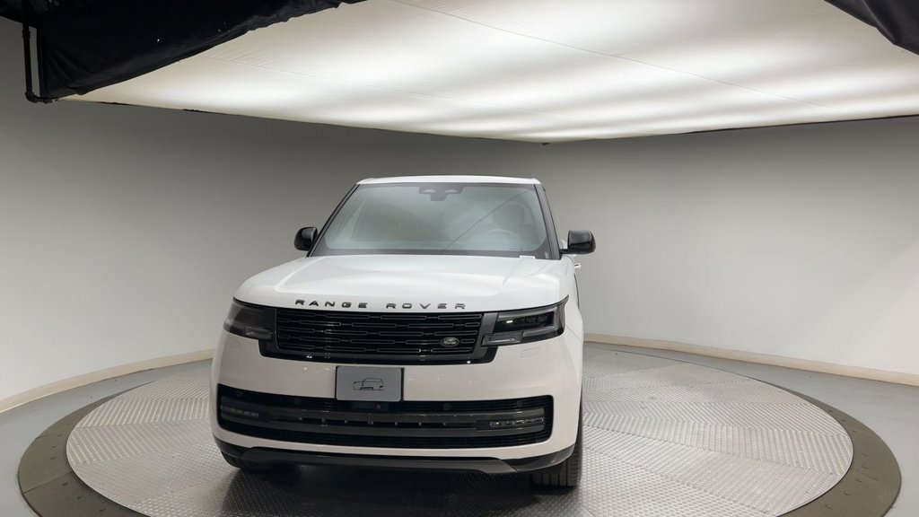 Used 2024 Land Rover Range Rover SE AWD/4WD image 7
