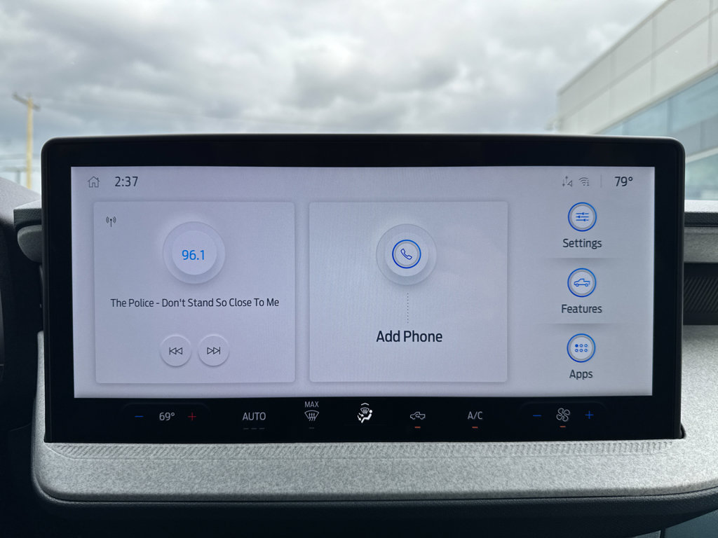 New 2025 Ford Maverick XLT image 13