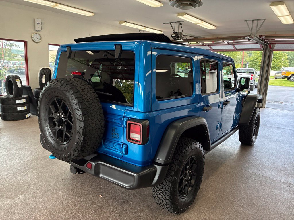 Certified 2024 Jeep Wrangler Unlimited AWD/4WD image 31