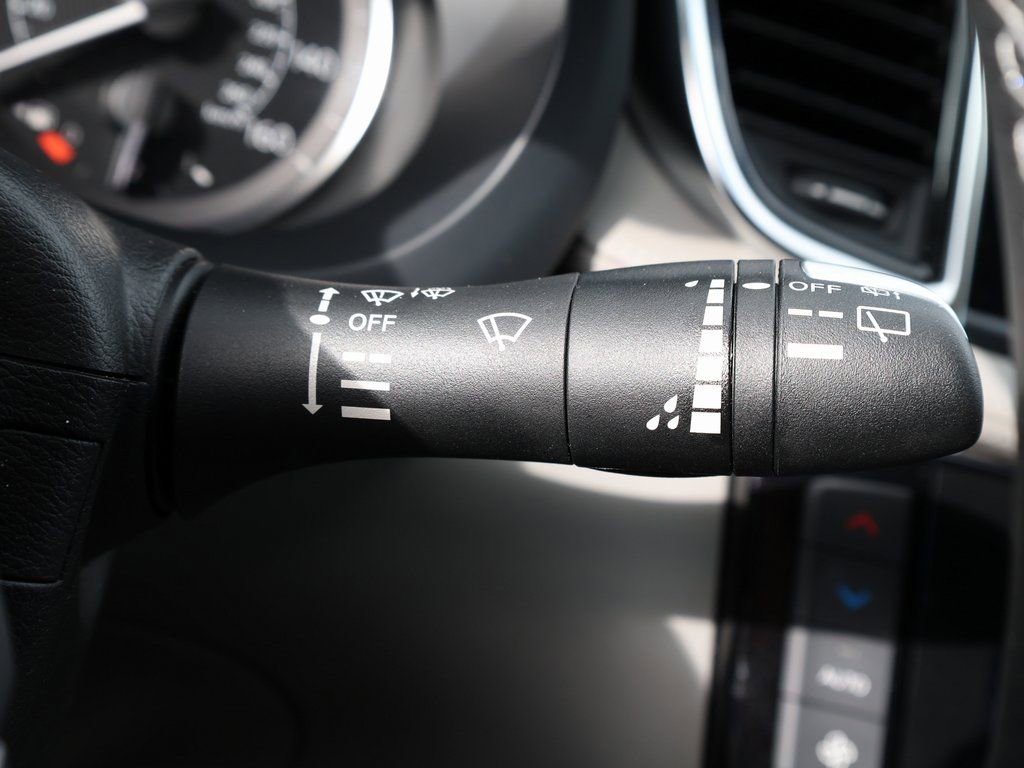 Certified 2025 INFINITI QX50 Luxe image 40