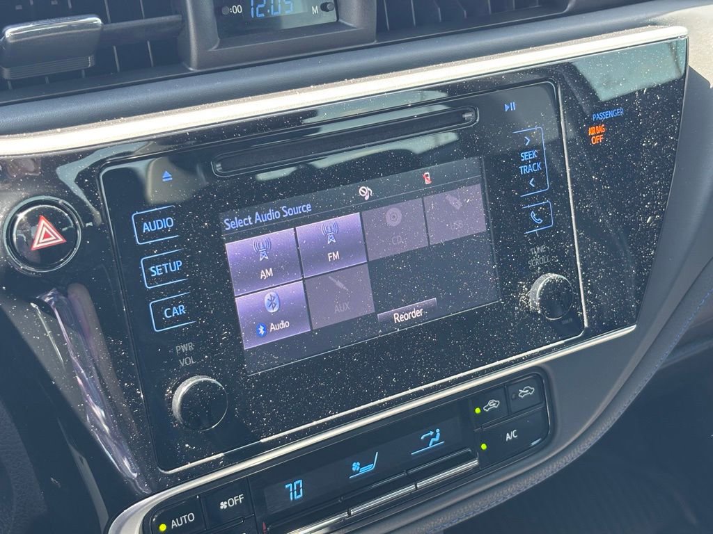 Used 2019 Toyota Corolla SE FWD image 24