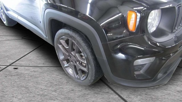 Used 2021 Jeep Renegade Latitude image 28