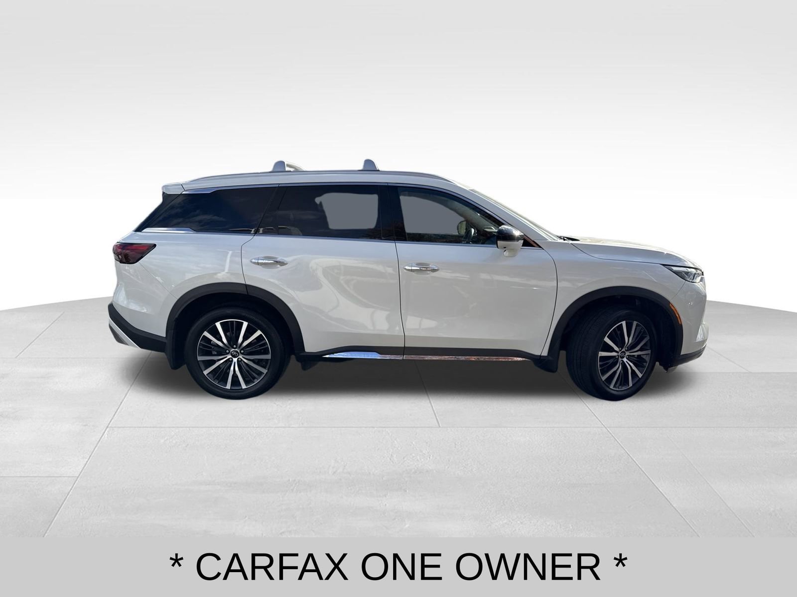 Certified 2025 INFINITI QX60 Sensory image 6