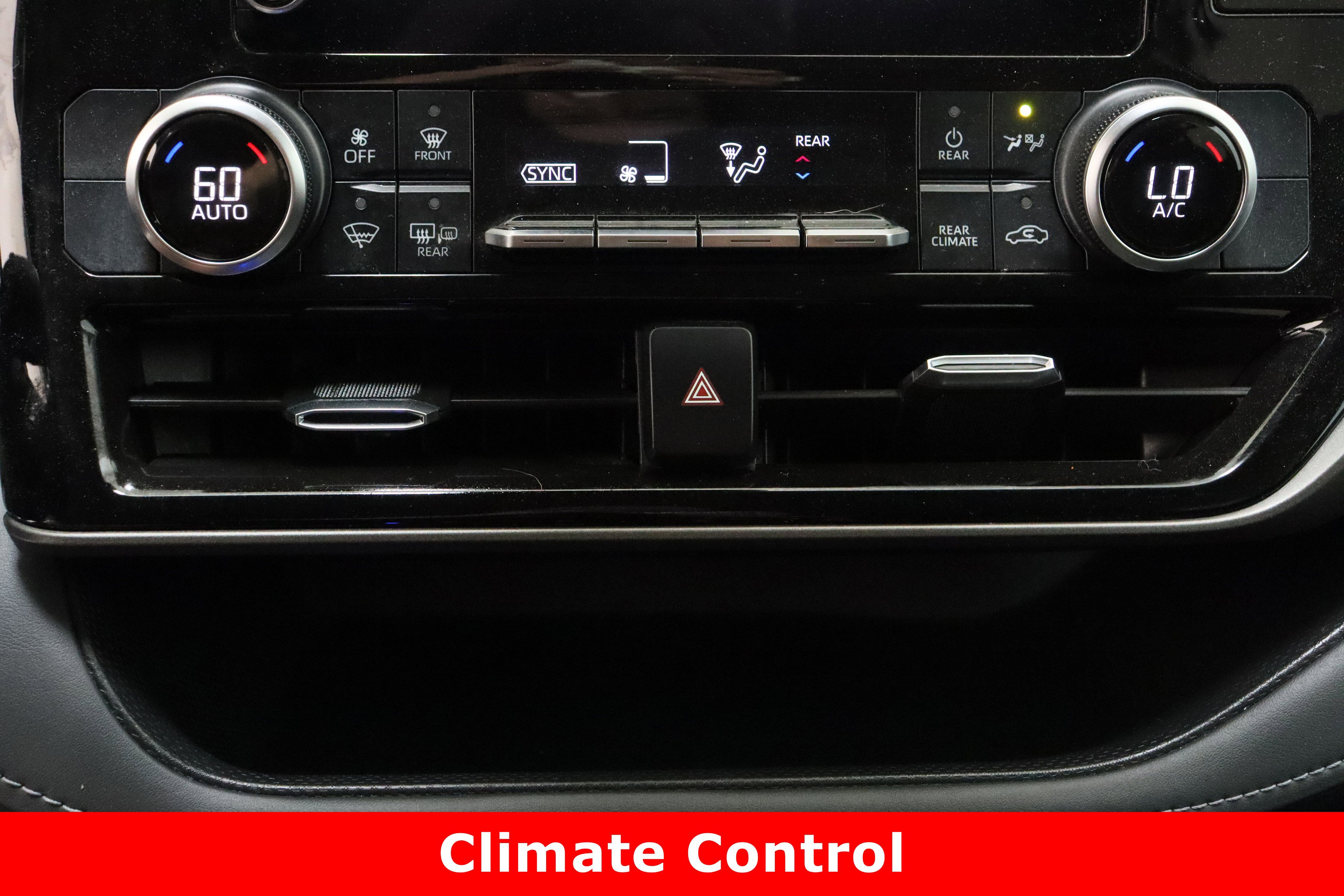 Used 2024 Toyota Highlander LE image 20