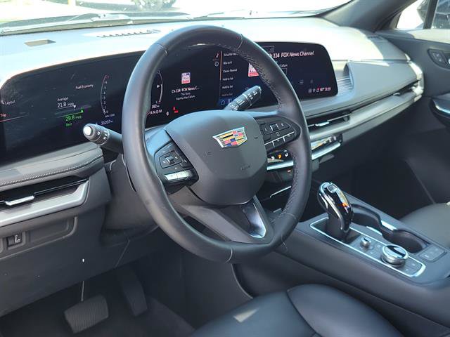 Certified 2025 Cadillac XT4 Premium Luxury FWD image 35
