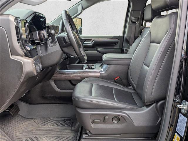 Used 2024 Chevrolet Silverado 2500 LTZ w/ LTZ Plus Package AWD/4WD image 18