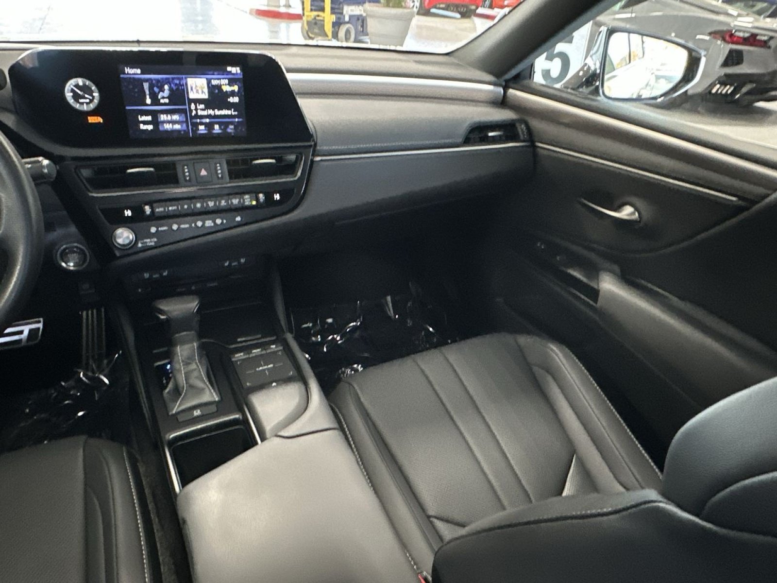 Used 2022 Lexus ES 350 F Sport w/ Accessory Package FWD image 14