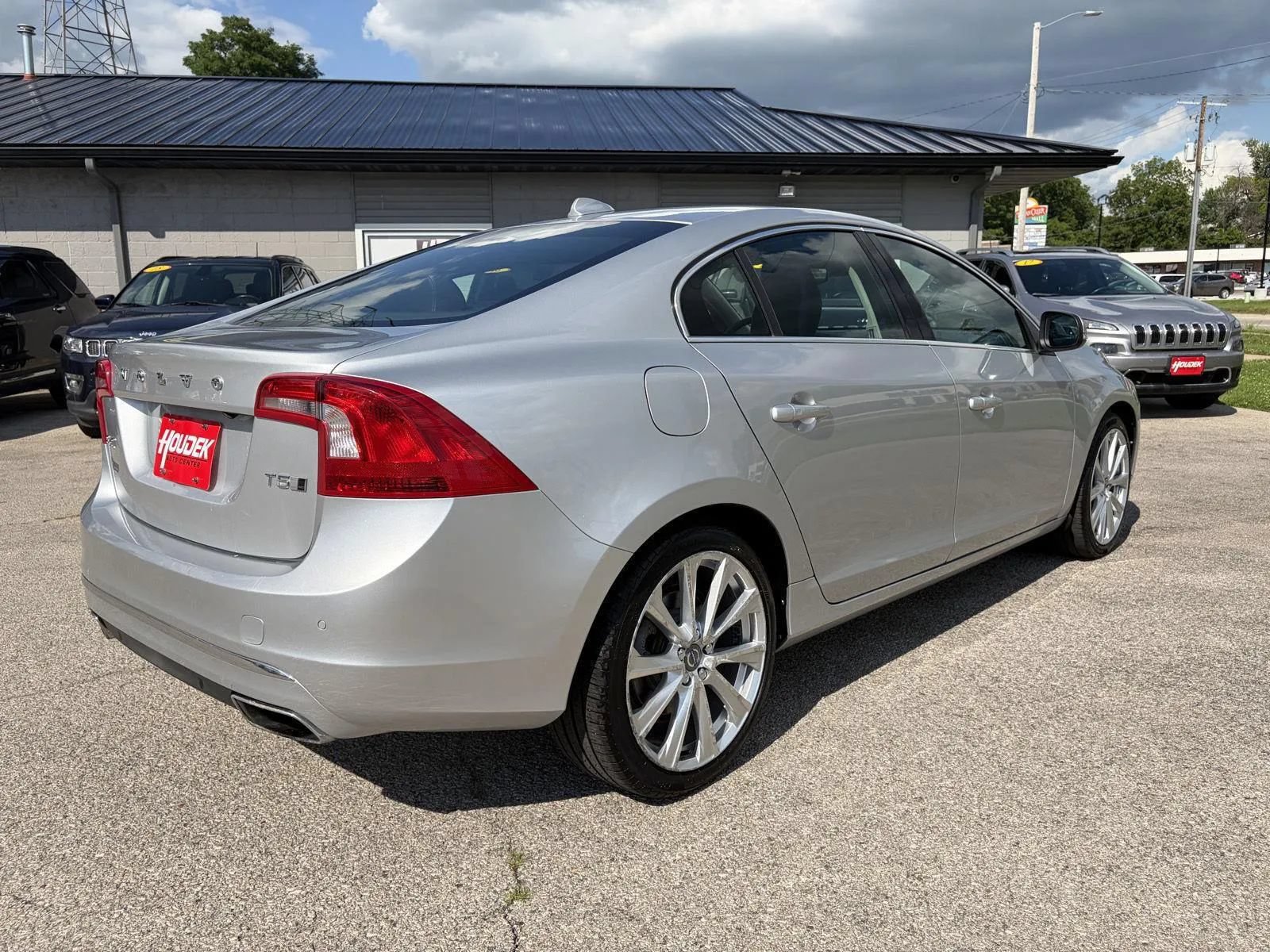 Used 2017 Volvo S60 T5 Inscription AWD/4WD image 8