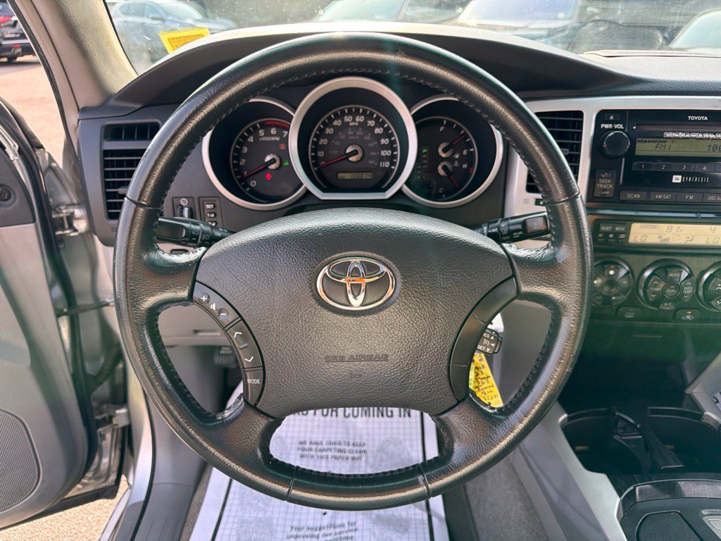 Used 2007 Toyota 4Runner Limited AWD/4WD image 31