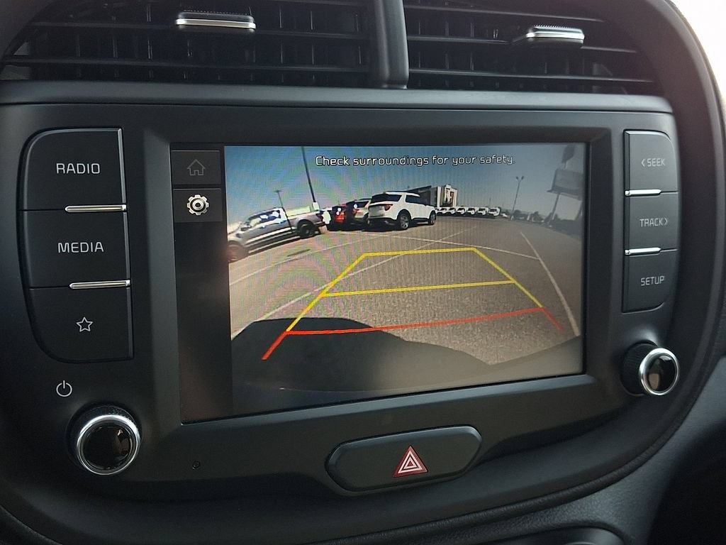 Used 2023 Kia Soul LX FWD image 17