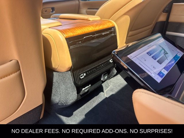 Used 2023 Jeep Grand Wagoneer Series III AWD/4WD image 33