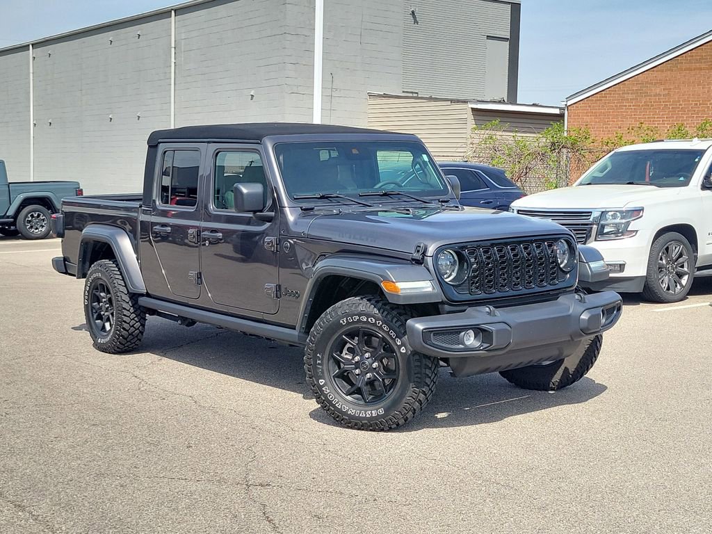 Used 2024 Jeep Gladiator Sport AWD/4WD image 29