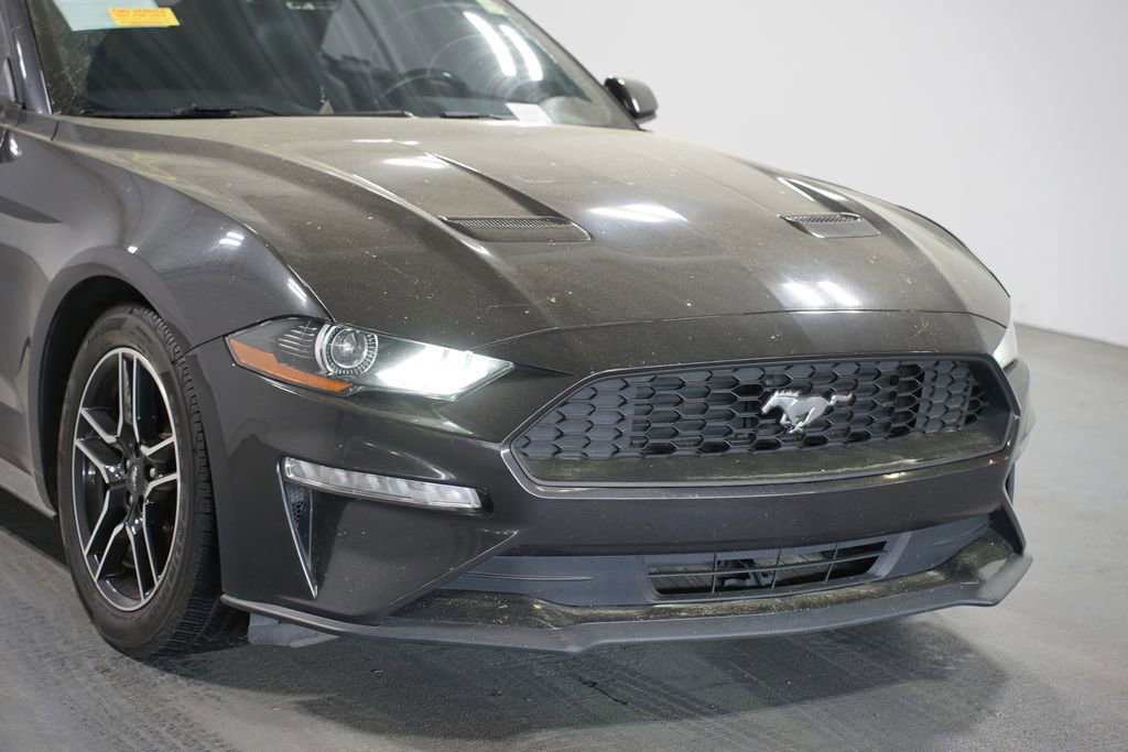 Used 2022 Ford Mustang Premium image 4