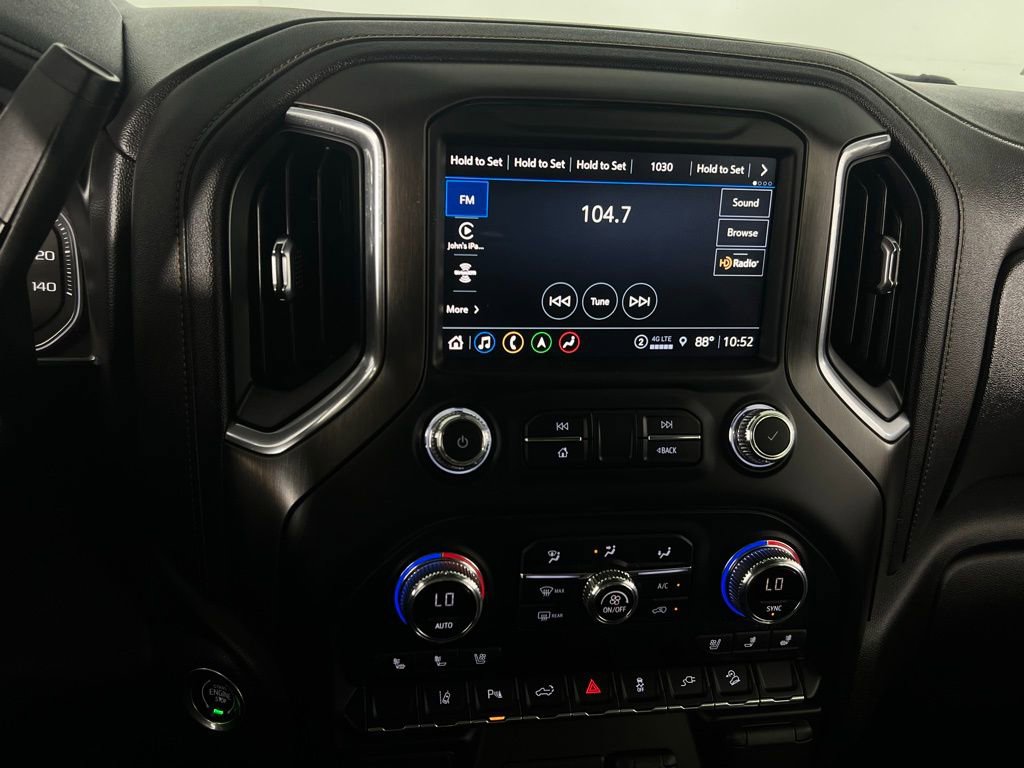 Used 2021 GMC Sierra 2500 AT4 w/ AT4 Premium Plus Package image 17