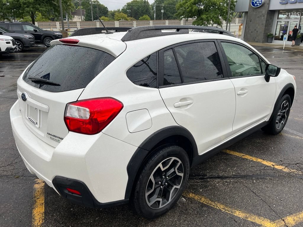 Used 2017 Subaru Crosstrek 2.0i AWD/4WD image 6