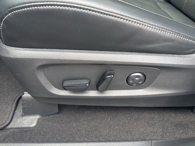 Used 2023 INFINITI QX60 Luxe w/ Performance Audio Package image 14