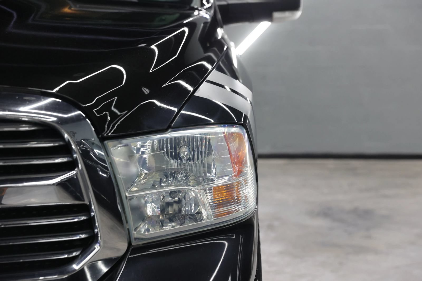 Used 2016 RAM 1500 Lone Star RWD image 6