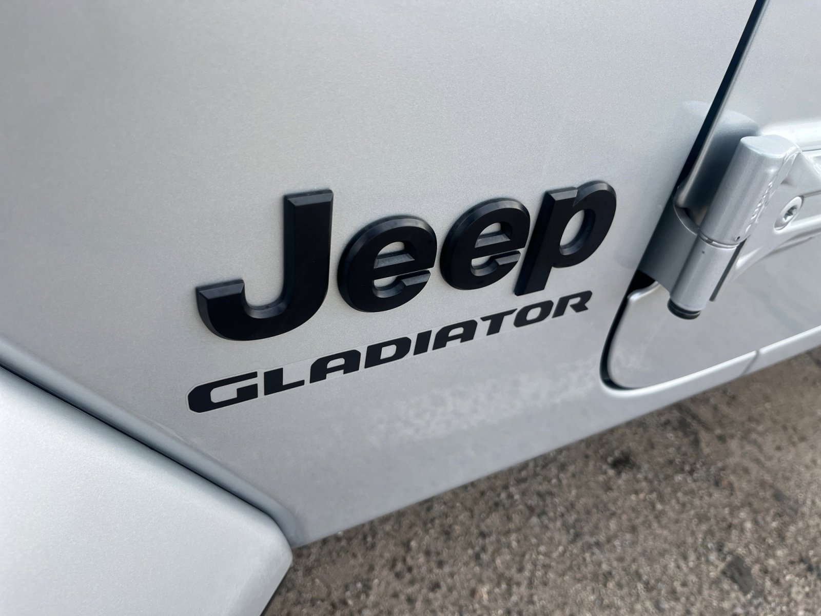 Certified 2022 Jeep Gladiator Sport image 24
